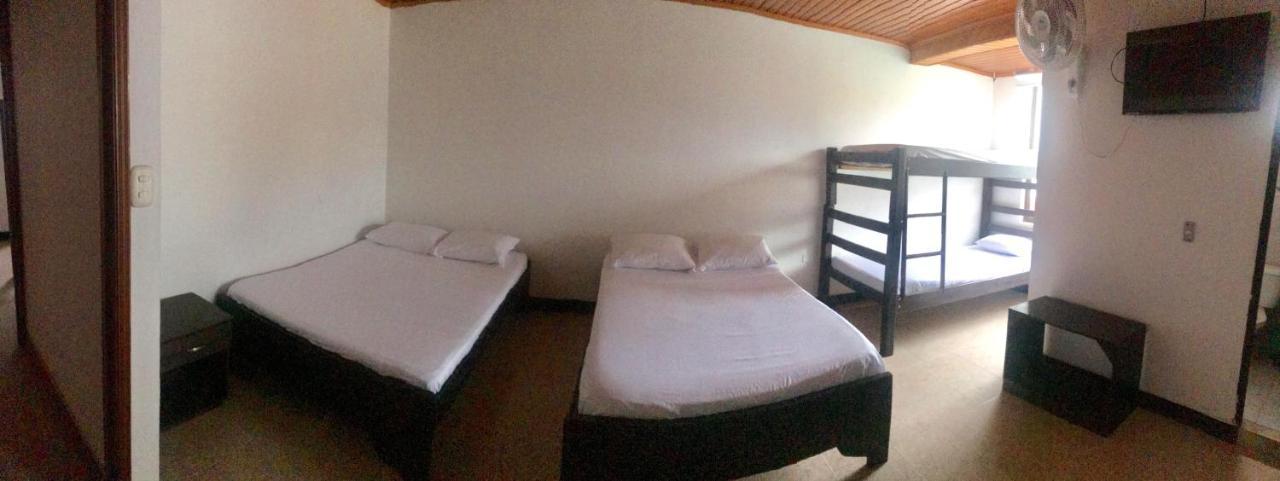 ויז'אוויסנסיו Hotel Y Balneario El Descanso מראה חיצוני תמונה